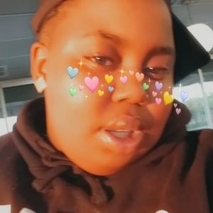 Meet your Posher, Taylore